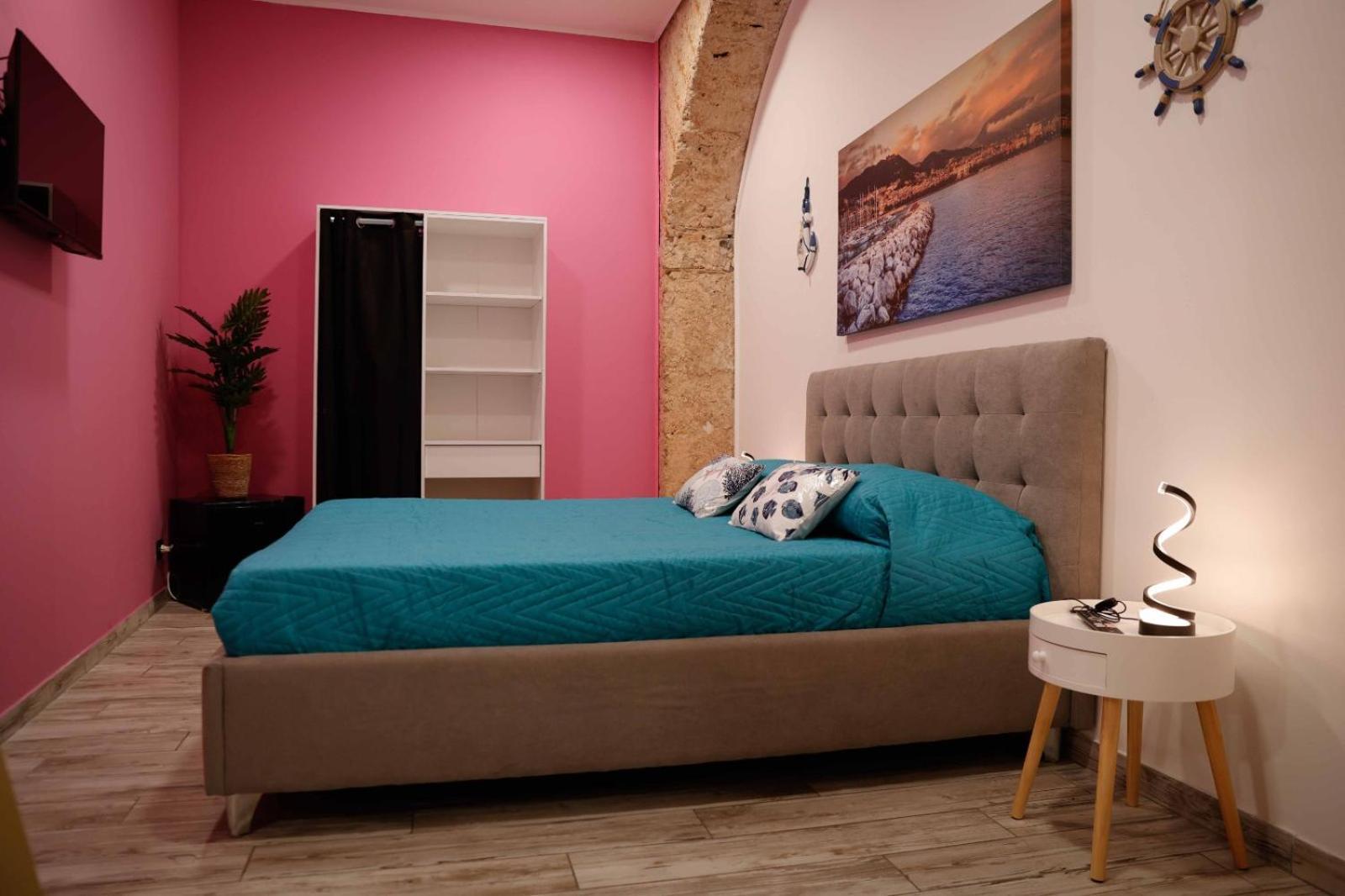 Stay In The Heart Of Salerno - Near The Duomo "La Finestra Sul Borgo" מראה חיצוני תמונה