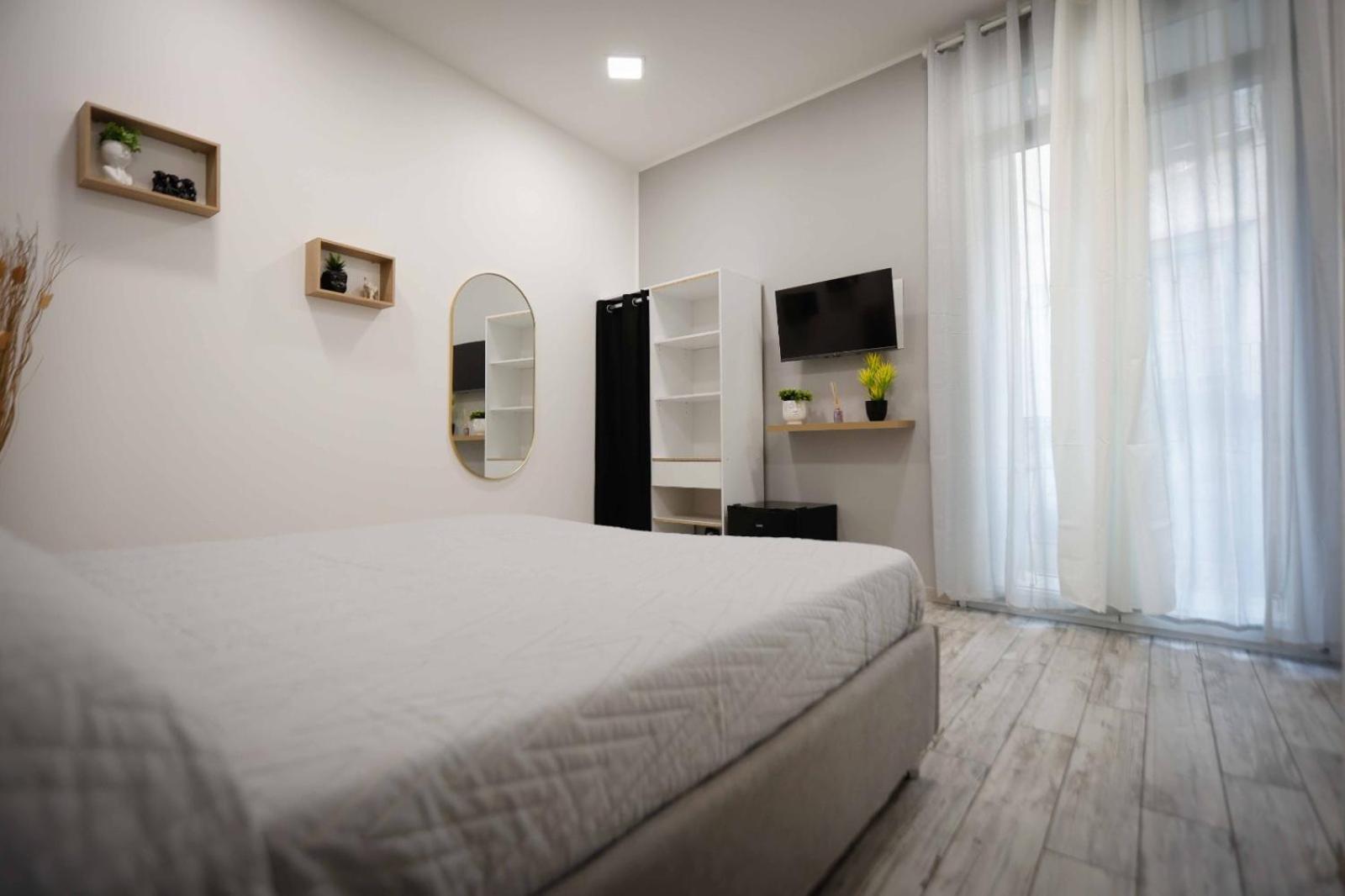 Stay In The Heart Of Salerno - Near The Duomo "La Finestra Sul Borgo" מראה חיצוני תמונה